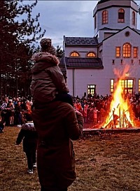 Άναμμα του Χριστουγεννιάτικου Δέντρου - Εκκλησία Ζλάτιμπορ
