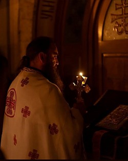 Προσευχή στην εκκλησία στο Ζλάτιμπορ