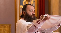 Πατέρας Μίοντραγκ Τοντόροβιτς